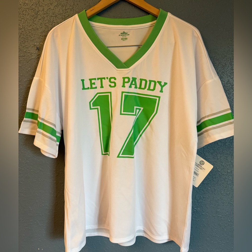 St. Patrick’s Day Jersey Size M Worn once☘️ race day game day